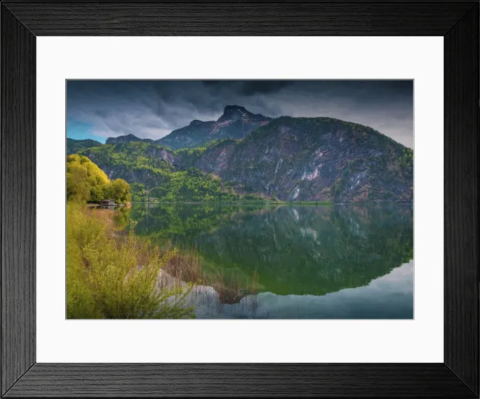 Framed Print : Scenic delights around the village of Mondsee, in the Vocklabruck district in