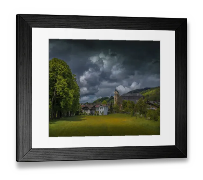 Framed Print : Scenic delights around the village of Mondsee, in the Vocklabruck district in