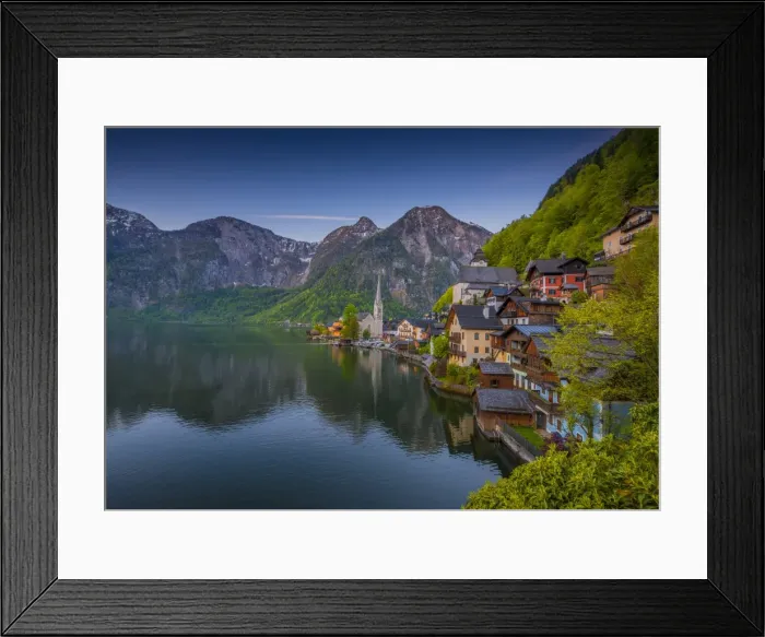 Framed Print : The Alpine village of Hallstatt in the central mountain region of Austria Framed Print : The Alpine village of Hallstatt in the central mountain region of Austria