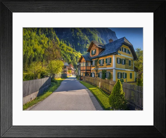 Framed Print : Lake Hallstatt and views of the beautiful historic village, in the mountainous region of Salzkammergut, Austria Framed Print : Lake Hallstatt and views of the beautiful historic village, in the mountainous region of Salzkammergut, Austria