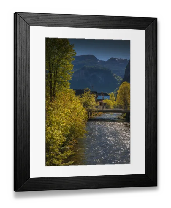 Framed Print : Lake Hallstatt, in the mountainous region of Salzkammergut, Austria Framed Print : Lake Hallstatt, in the mountainous region of Salzkammergut, Austria