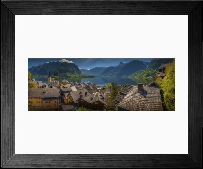 Framed Print : Lake Hallstatt and views of the beautiful historic village, in the mountainous region of Salzkammergut, Austria Framed Print : Lake Hallstatt and views of the beautiful historic village, in the mountainous region of Salzkammergut, Austria