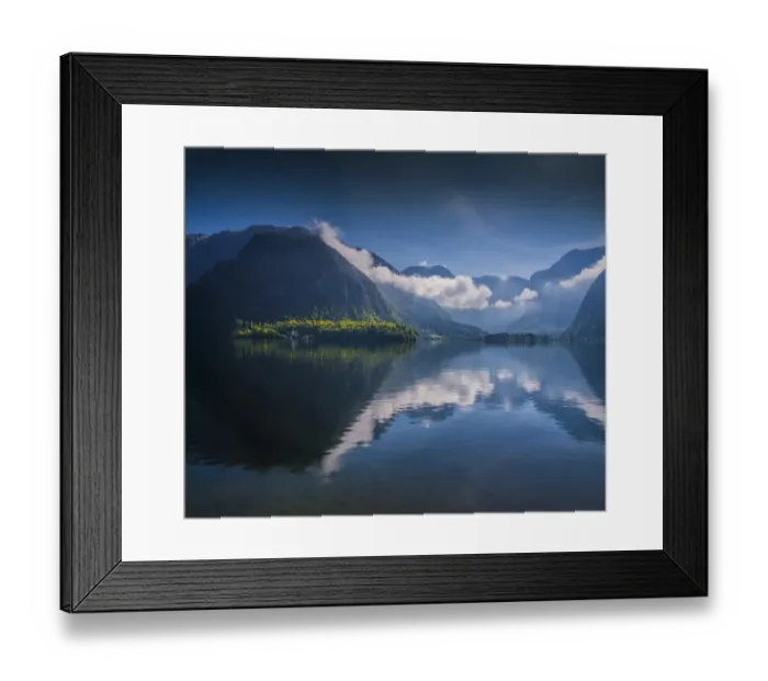 Framed Print : Lake Hallstatt, in the mountainous region of Salzkammergut, Austria