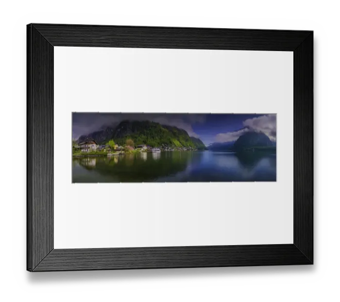 Framed Print : Lake Hallstatt and views of the beautiful historic village, in the mountainous region of Salzkammergut, Austria