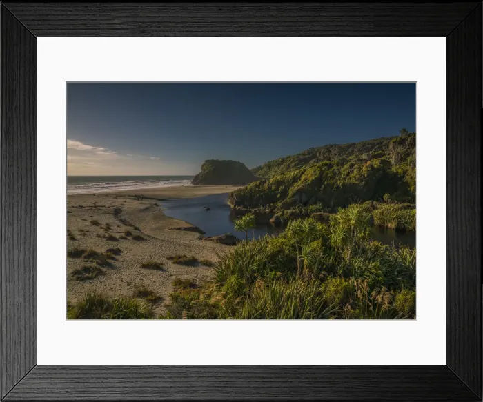 Framed Print : West coastline at Ship Creek, south Island, New Zealand Framed Print : West coastline at Ship Creek, south Island, New Zealand