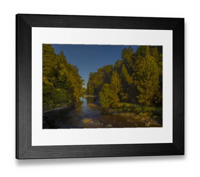 Framed Print : West coast countryside at Lake Matheson, south Island, New Zealand Framed Print : West coast countryside at Lake Matheson, south Island, New Zealand