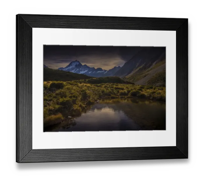 Framed Print : Tarn in the Hooker valley Framed Print : Tarn in the Hooker valley