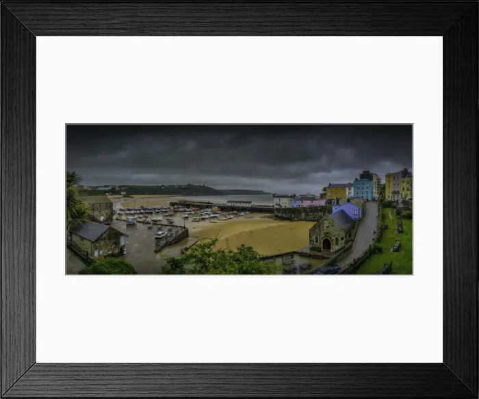 Framed Print : Tenby coastline, Pembrokeshire, Wales, United Kingdom