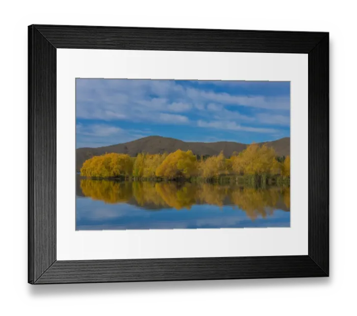 Framed Print : Autumn colours on lake Twizel, south island, New Zealand