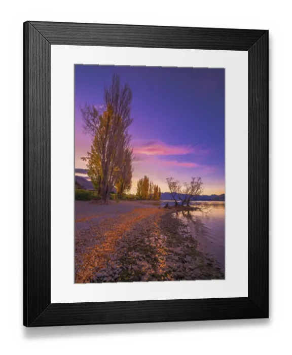 Framed Print : Lake Wanaka in the Autumn, south island, New Zealand