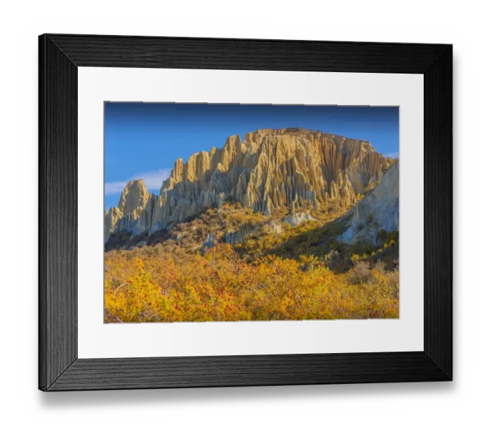 Framed Print : Autumn at the clay cliffs, Omarama, south Island of New Zealand