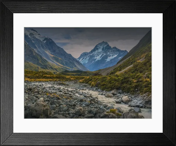 Framed Print : Hooker Valley, Mount cook Aoraki National Park, south Island of New Zealand Framed Print : Hooker Valley, Mount cook Aoraki National Park, south Island of New Zealand