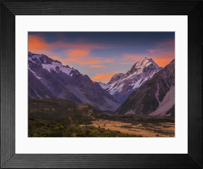 Framed Print : Dawn View to mount Cook, south Island of New Zealand Framed Print : Dawn View to mount Cook, south Island of New Zealand