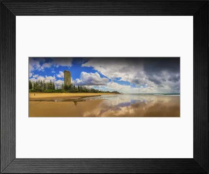 Framed Print : Nobbies beach, on the Gold coast of southern Queensland