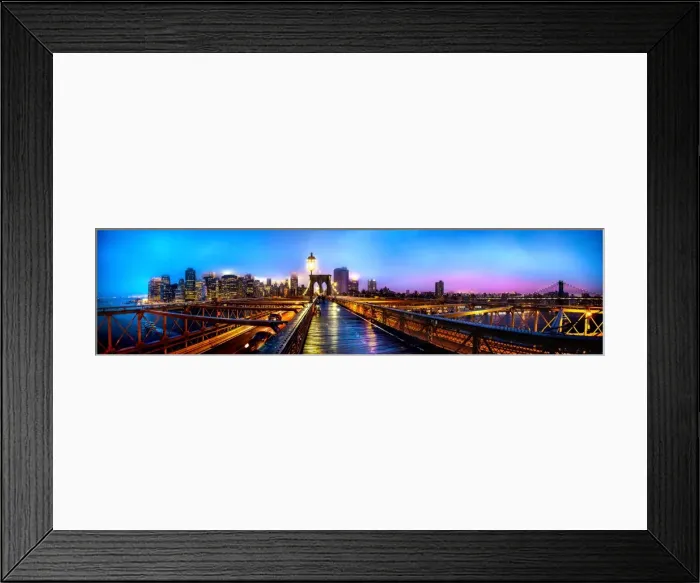 Framed Print : Brooklyn Bridge and Manhattan skyline under heavy fog panorama Framed Print : Brooklyn Bridge and Manhattan skyline under heavy fog panorama
