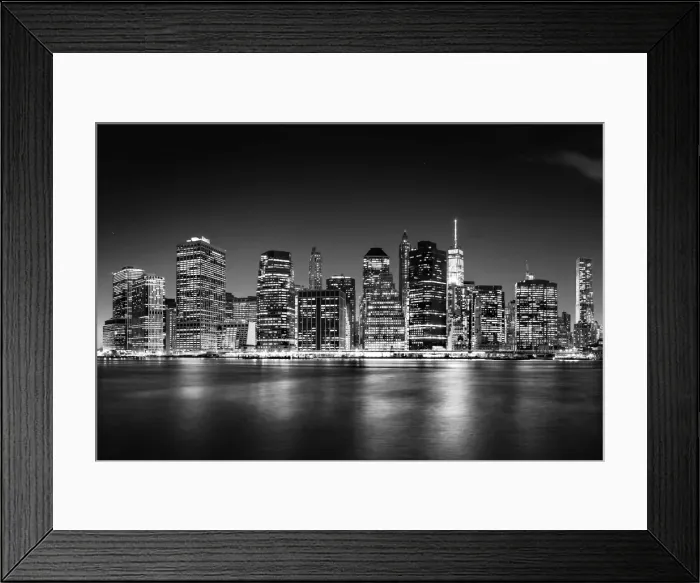 Framed Print : Manhattan skyline from Brooklyn Bridge Park in black and white