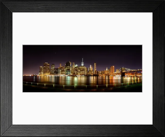 Framed Print : Manhattan skyline from Brooklyn Bridge Park in black and white Framed Print : Manhattan skyline from Brooklyn Bridge Park in black and white
