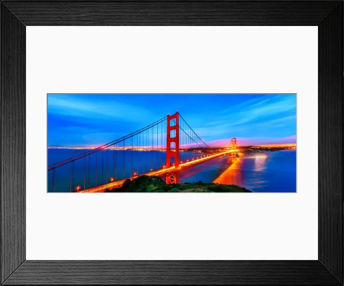 Framed Print : Golden Gate Bridge at dusk
