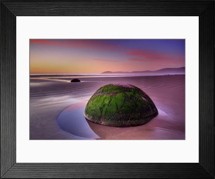 Framed Print : Moeraki Boulders Framed Print : Moeraki Boulders