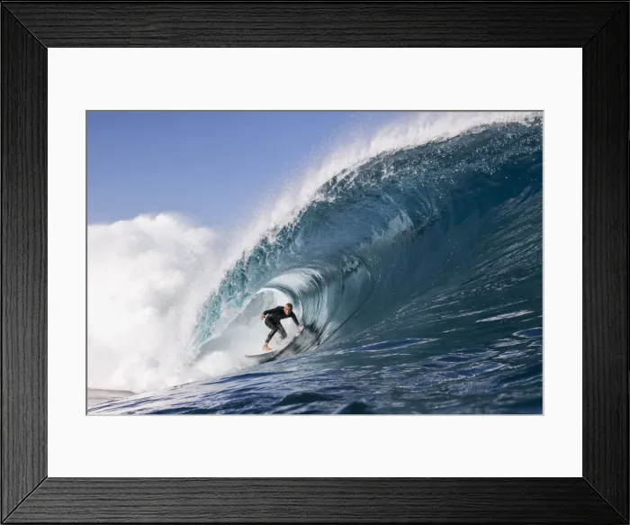Framed Print : Deep on the foam ball
