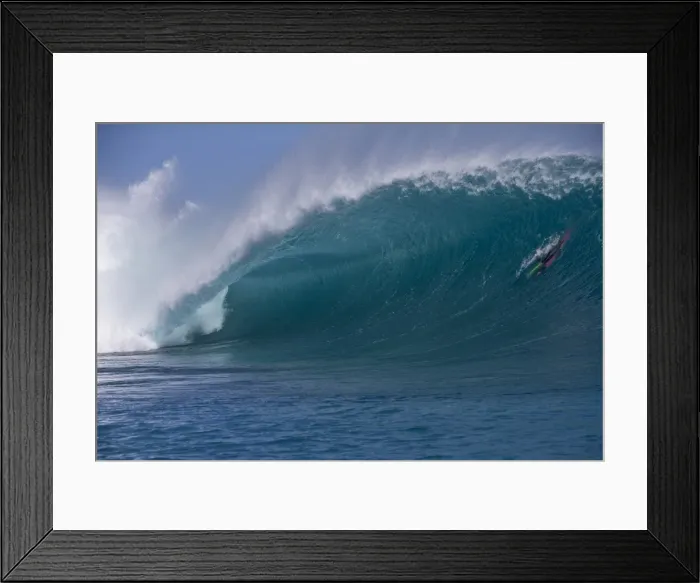 Framed Print : One of the evilest most heavy waves in WA the tomb