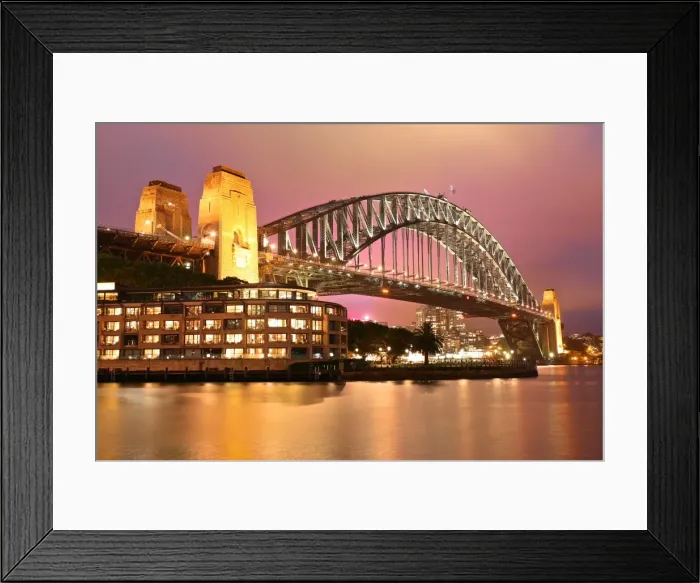 Framed Print : Harbour Bridge & Colorful Night Framed Print : Harbour Bridge & Colorful Night