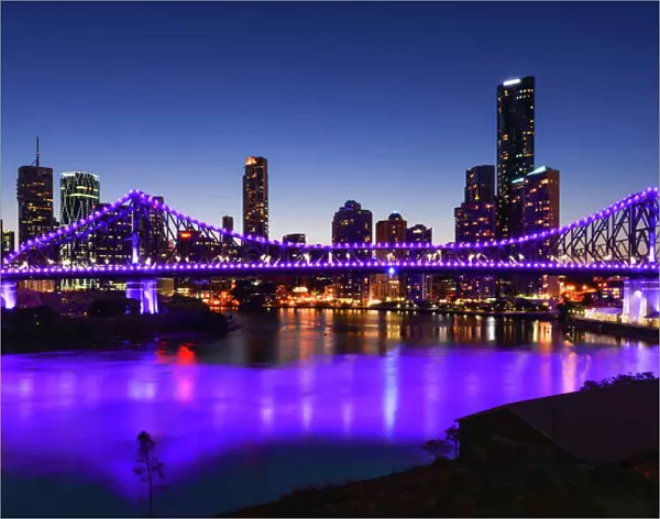 Sunset at Brisbane City View and Story Bridge, Queensland  /  Australia