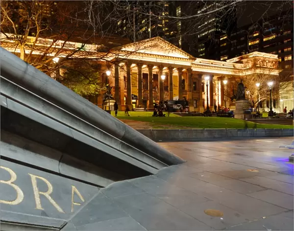 Melbourne State Library at night