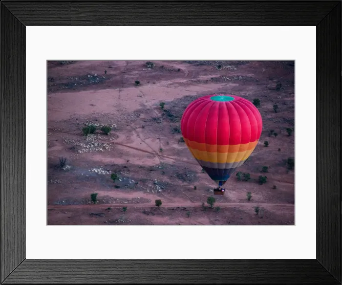 Framed Print : Hot air ballooning over the desert Framed Print : Hot air ballooning over the desert