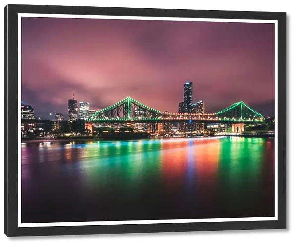 Brisbane bridge in the night