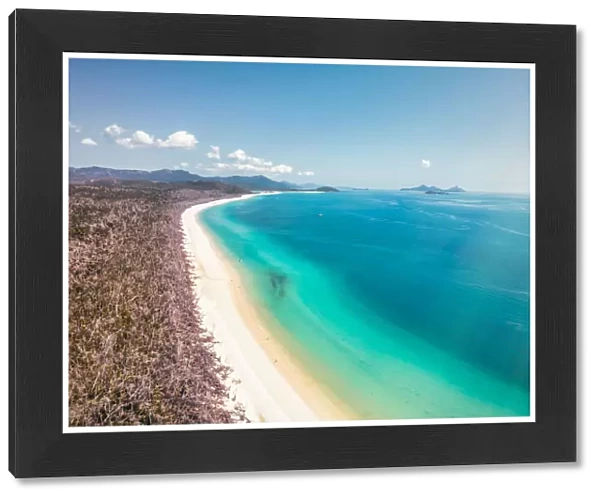 Drone photo of Whitehaven Beach in Whitsunday island, Australia