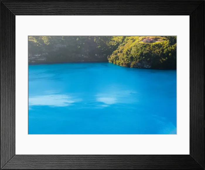 Framed Print : Blue Lake. The iconic blue lake in Mount Gambier, South Australia