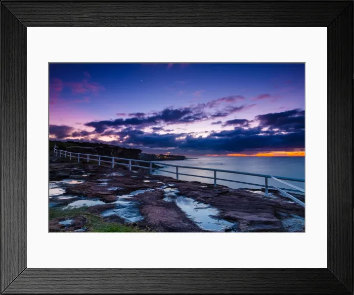 Framed Print : Coogee Beach, Sydney, NSW at sunrise (blue hour) Framed Print : Coogee Beach, Sydney, NSW at sunrise (blue hour)