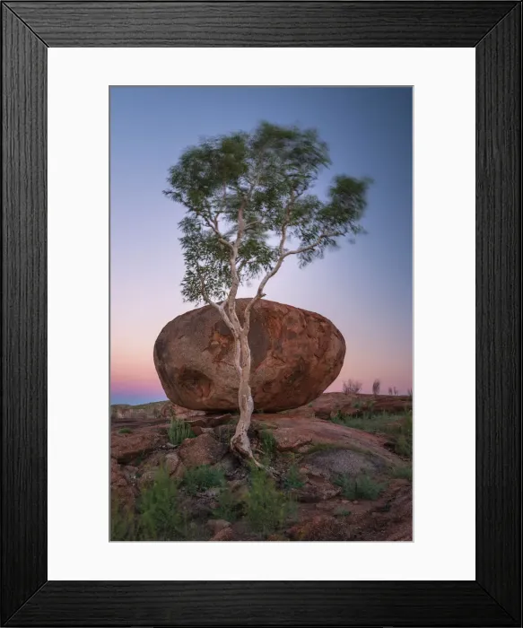 Framed Print : Karlu Karlu or Devils marbles Conservation Reserve, Northern Territory, Australia Framed Print : Karlu Karlu or Devils marbles Conservation Reserve, Northern Territory, Australia