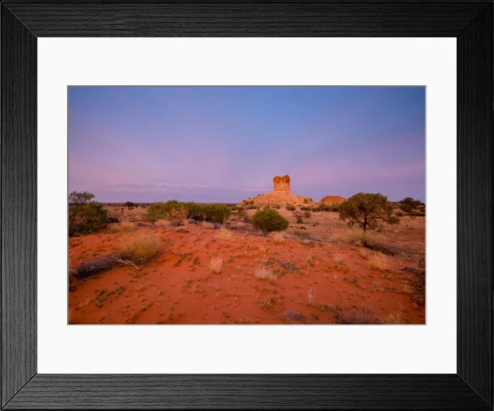 Framed Print : Chambers Pillar Historical Reserve, Northern Territory, Australia Framed Print : Chambers Pillar Historical Reserve, Northern Territory, Australia
