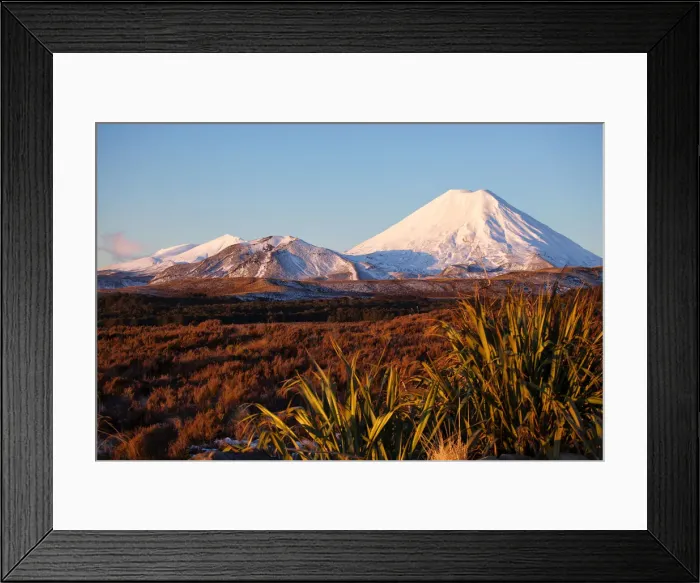 Framed Print : Volcanic scenery with Mt Ngauruhoe in Tongariro National Park