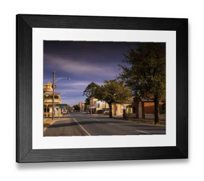 Framed Print : Streetscape in the town of St. Arnaud, in the Wimmera district of Victoria, Australia Framed Print : Streetscape in the town of St. Arnaud, in the Wimmera district of Victoria, Australia