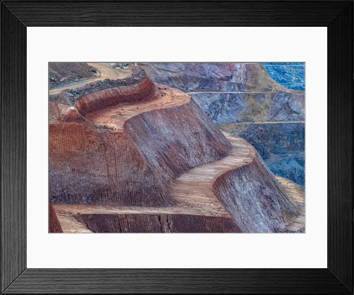 Framed Print : Super Pit Open Cut Gold Mine - Kalgoorlie, Western Australia Framed Print : Super Pit Open Cut Gold Mine - Kalgoorlie, Western Australia