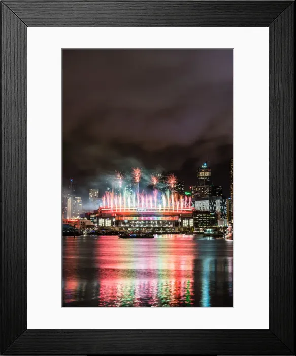 Framed Print : Australia Day fireworks, Melbourne Framed Print : Australia Day fireworks, Melbourne