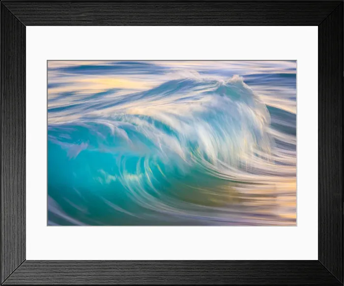 Framed Print : A single slow shutter photograph of a wave