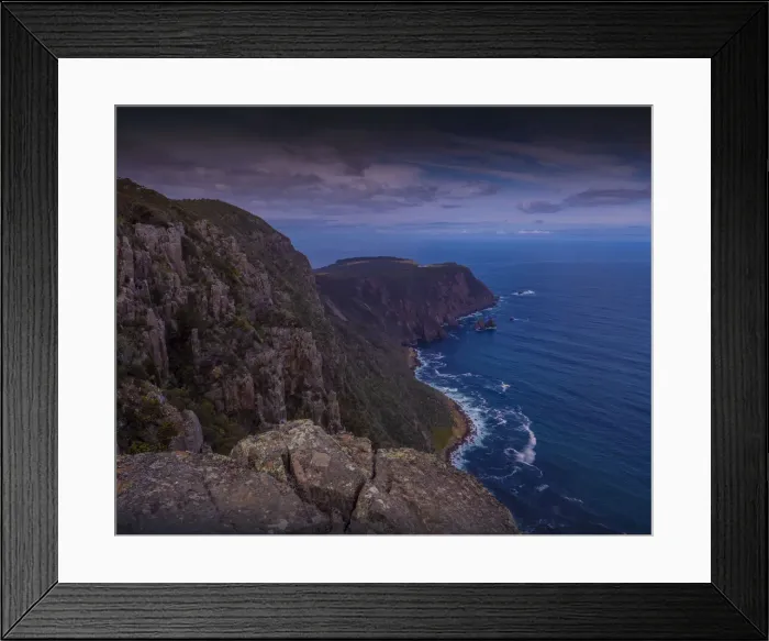 Framed Print : Coastal viewpoint on the Cape Raoul walking track, southern Tasmania Framed Print : Coastal viewpoint on the Cape Raoul walking track, southern Tasmania