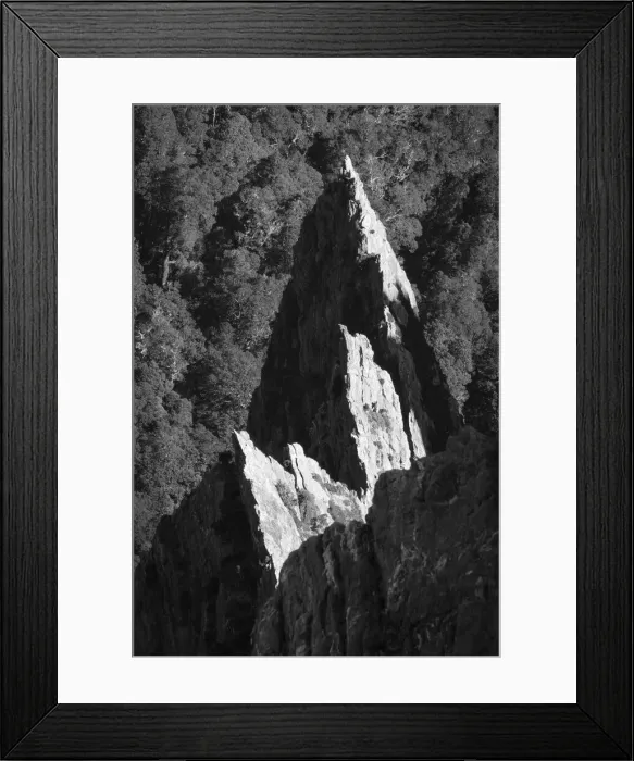 Framed Print : Looking down on Blade Ridge from the summit of Federation Peak, Eastern Arthur Range