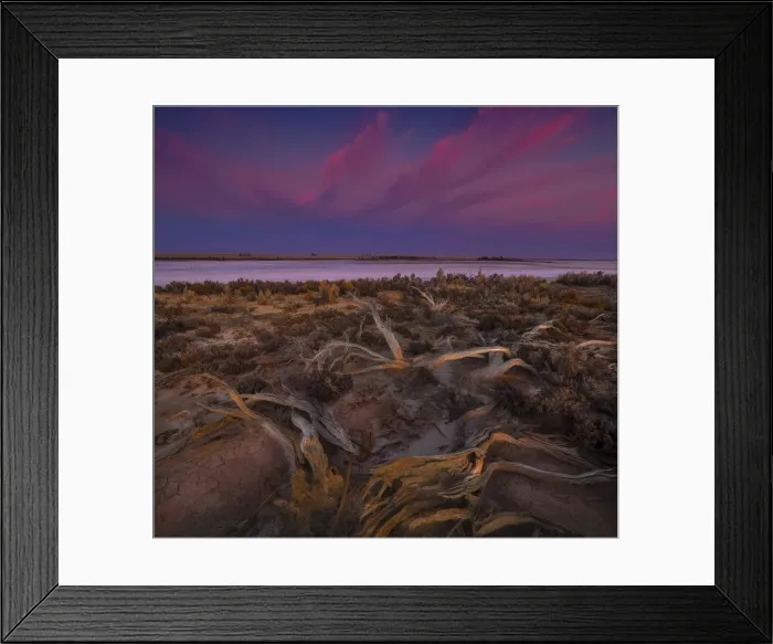 Framed Print : Dawn light on Lake Tyrrell, near the town of SeaLake, in the Wimmera District of Victoria, Australia