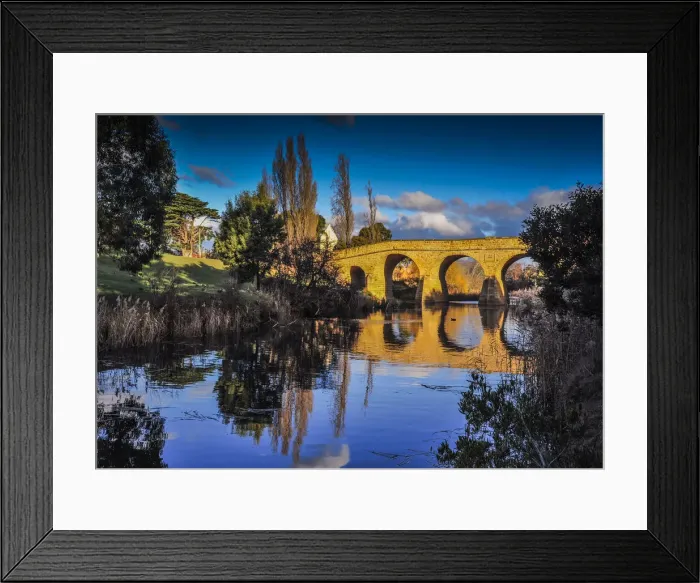 Framed Print : The old Richmond Bridge at Dusk, southern Tasmania Framed Print : The old Richmond Bridge at Dusk, southern Tasmania