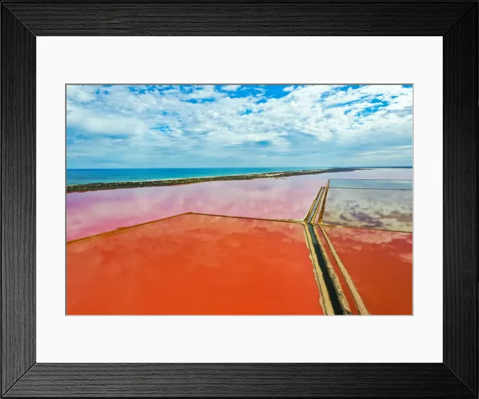 Framed Print : Aerial view over the stunning colourful lake at Hutt lagoon. Port Gregory, Western Australia