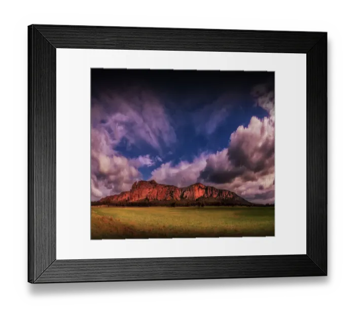 Framed Print : Arapiles escarpment in rural Western Victoria, Australia