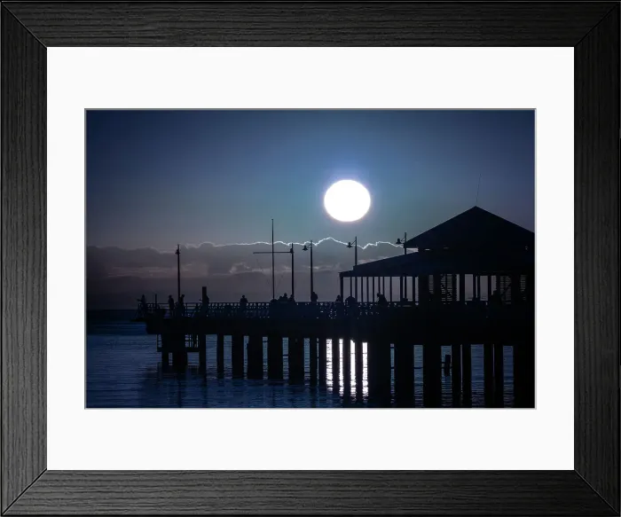 Framed Print : Shorncliffe Pier Early Sunrise Framed Print : Shorncliffe Pier Early Sunrise