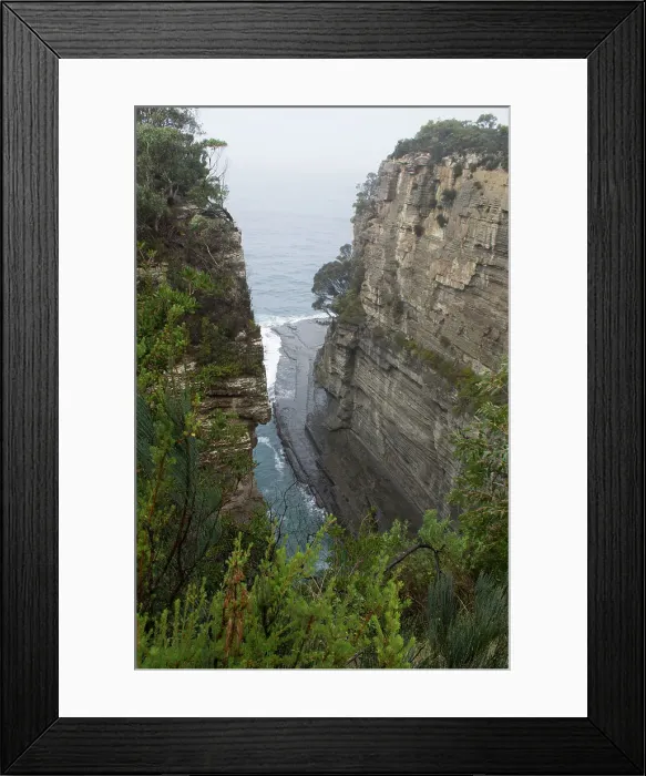 Framed Print : Devils Kitchen, Eaglehawk Neck on the Tasman Peninsula