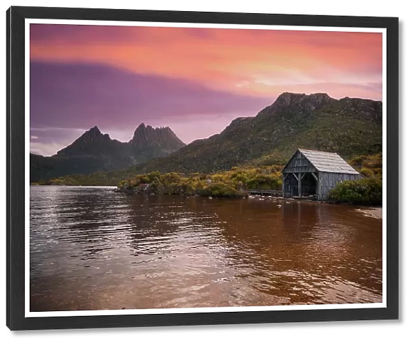 Sunset View of Cradle Mountain in the Cradle Mountain-Lake St Clair National Park, Central Highlands Region of Tasmania, Australia
