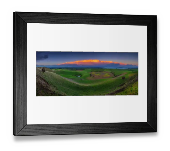 Framed Print : Dramatic Winter dawn Light at Red Rocks Volcanic Lookout near Colac, Western district, Victoria, Australia